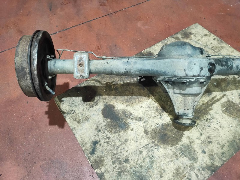 Recambio de puente trasero para mitsubishi l 200 (k6/7) 2500 td glx (4-ptas.) referencia OEM IAM   TAMBOR