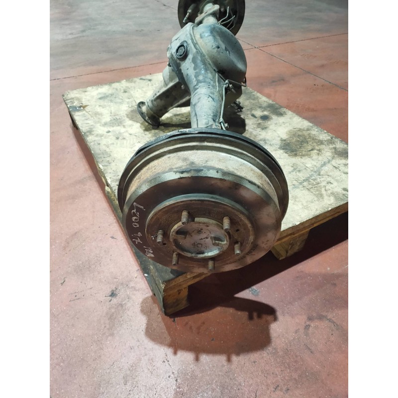 Recambio de puente trasero para mitsubishi l 200 (k6/7) 2500 td glx (4-ptas.) referencia OEM IAM   TAMBOR