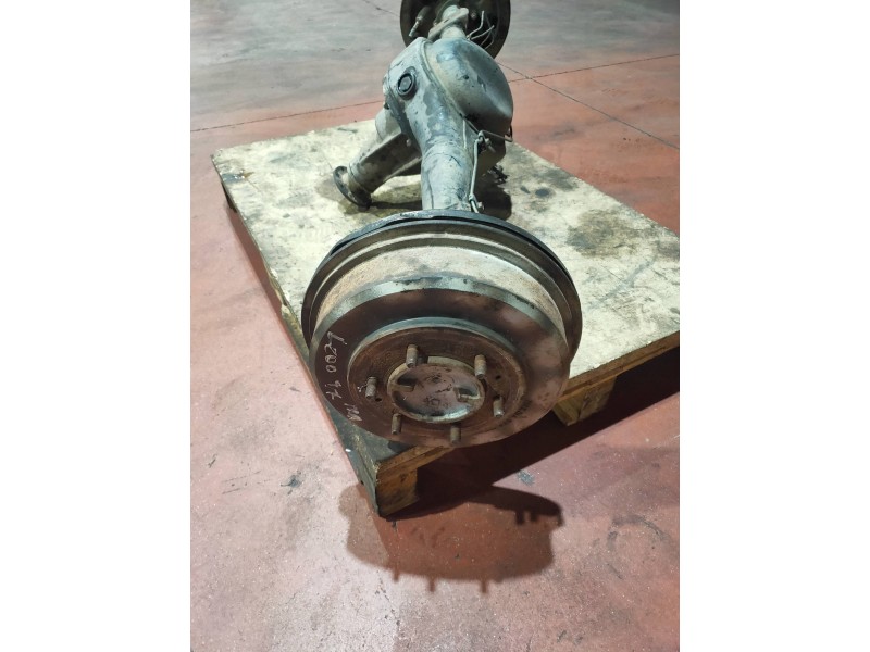 Recambio de puente trasero para mitsubishi l 200 (k6/7) 2500 td glx (4-ptas.) referencia OEM IAM   TAMBOR