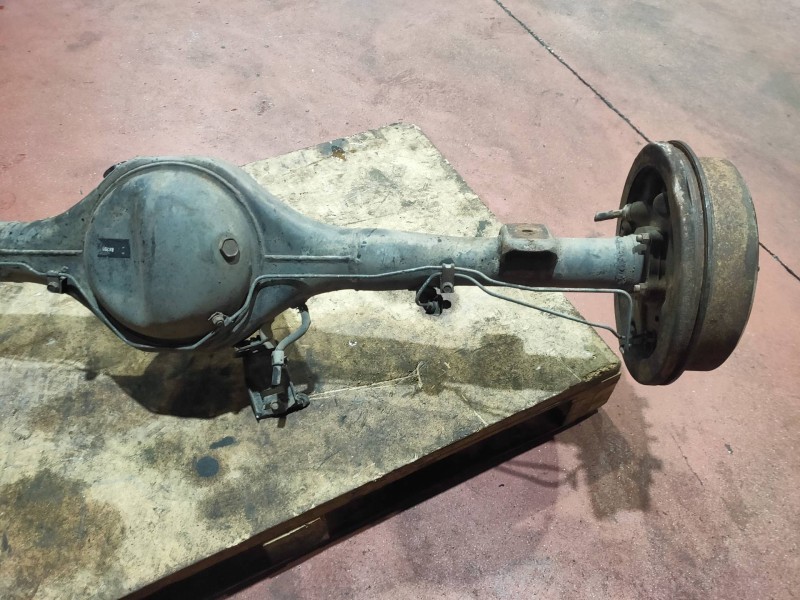 Recambio de puente trasero para mitsubishi l 200 (k6/7) 2500 td glx (4-ptas.) referencia OEM IAM   TAMBOR