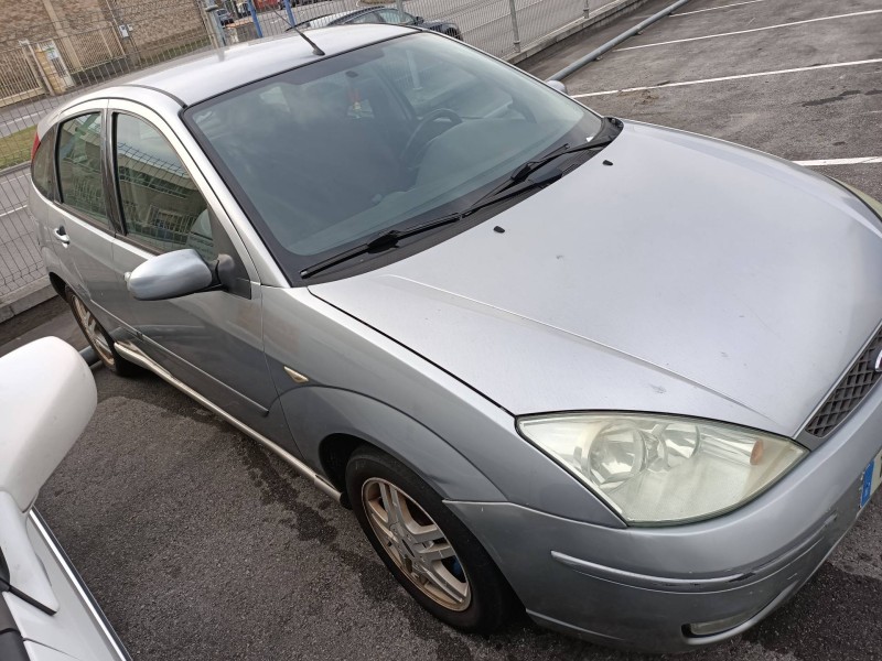 ford focus berlina (cak) del año 2004