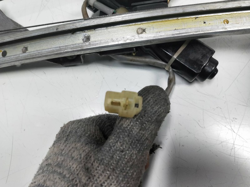 Recambio de elevalunas delantero izquierdo para ford probe referencia OEM IAM 8621004261  3P