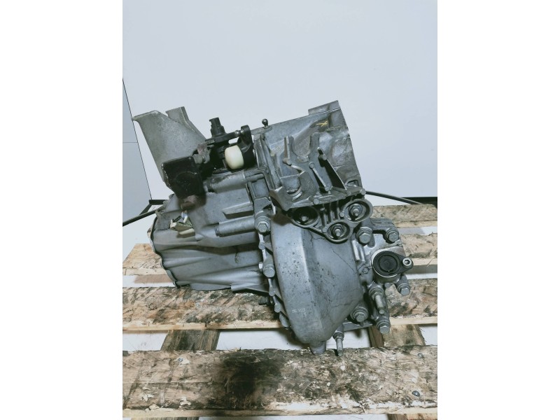 Recambio de caja cambios para peugeot 407 sw sport referencia OEM IAM 20MB23 0829467 