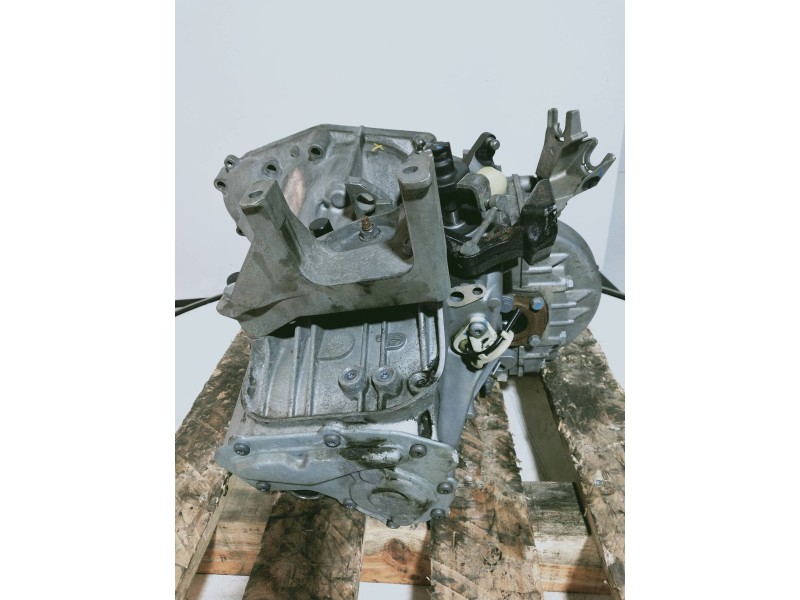 Recambio de caja cambios para peugeot 407 sw sport referencia OEM IAM 20MB23 0829467 