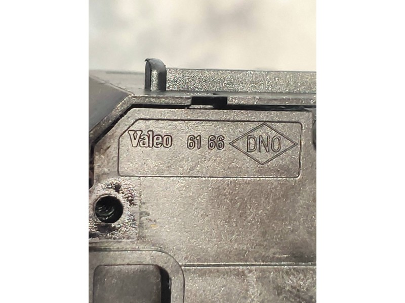 Recambio de mando luces para renault clio ii fase ii (b/cb0) authentique referencia OEM IAM 6166  