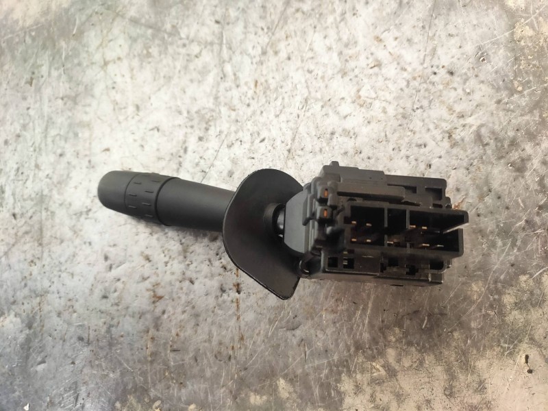 Recambio de mando limpia para citroen xantia berlina 1.9 d armonia referencia OEM IAM 96132773ZL 34324502 