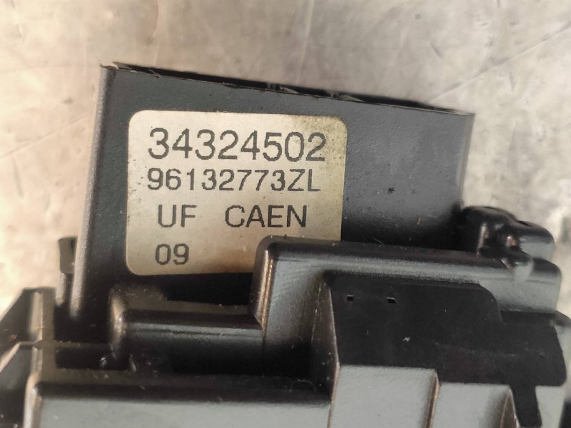 Recambio de mando limpia para citroen xantia berlina 1.9 d armonia referencia OEM IAM 96132773ZL 34324502 