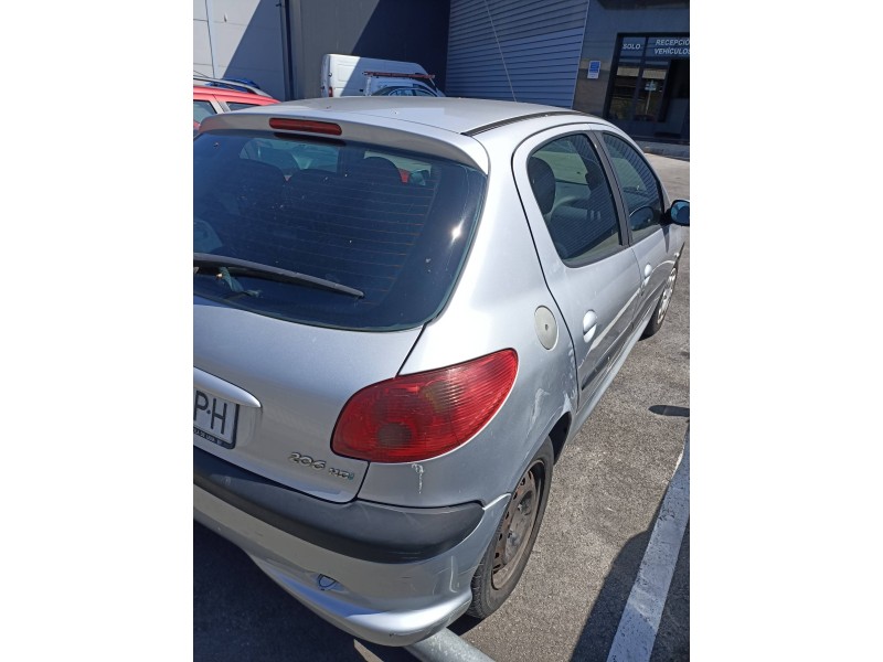 peugeot 206 berlina del año 2003 peugeot 206 berlina del año 2003