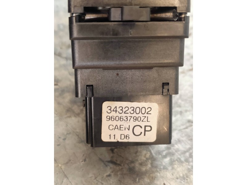 Recambio de mando luces para citroen xantia berlina 1.9 d armonia referencia OEM IAM 96063790ZL 34323002 