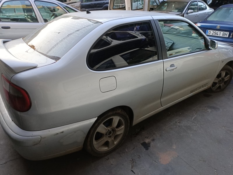 seat cordoba berlina (6k2) del año 2001