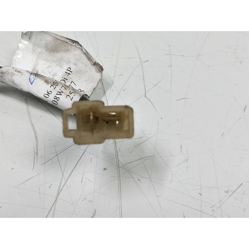 Recambio de elevalunas trasero izquierdo para ford ranger (et) 2.5 tdci cat referencia OEM IAM AE2621004270  4P