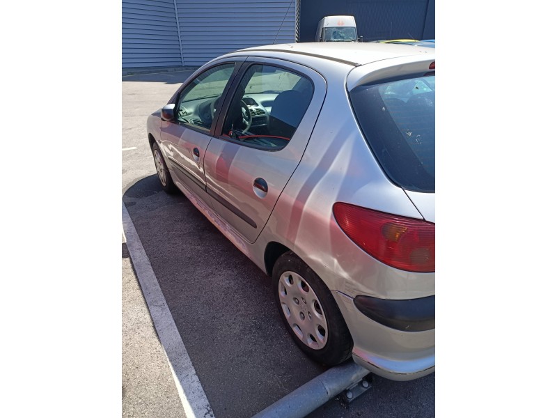 peugeot 206 berlina del año 2003 peugeot 206 berlina del año 2003