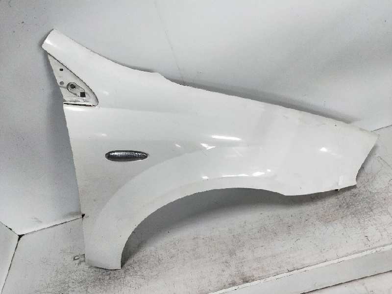 Recambio de aleta delantera derecha para fiat croma (194) 1.9 8v jtd cat (939a1000 / 192a8000) referencia OEM IAM   