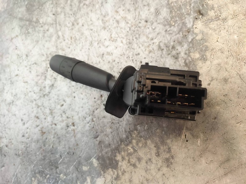 Recambio de mando limpia para citroen xsara berlina 1.6i 16v exclusive referencia OEM IAM 96205589ZL  01