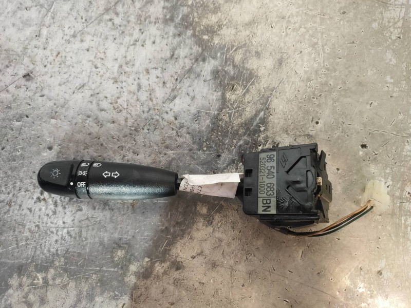 Recambio de mando luces para chevrolet kalos 1.2 s (d/a) referencia OEM IAM 96540683 5203211000 