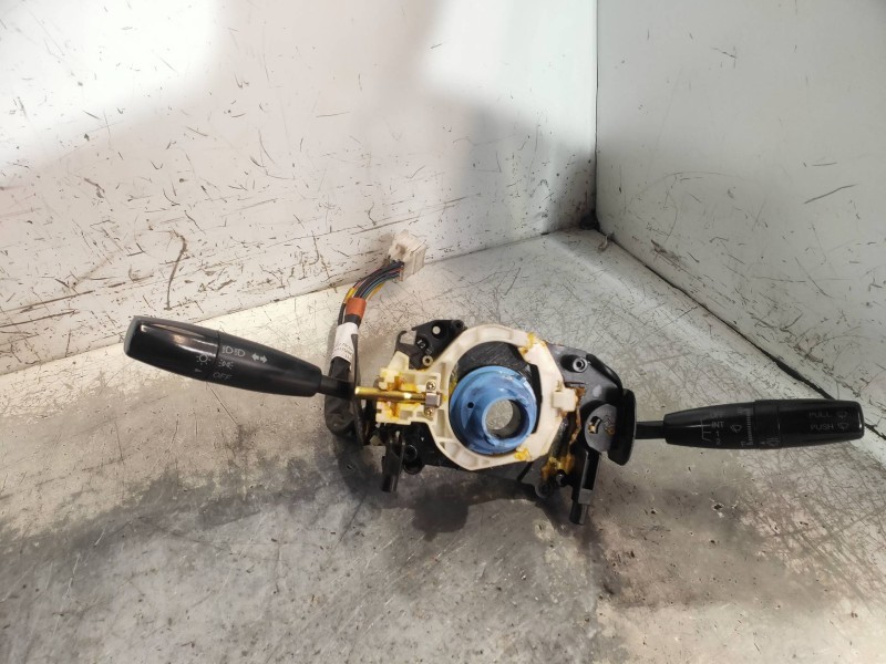 Recambio de mando luces para kia carens 2.0 crdi ex monovolumen referencia OEM IAM   