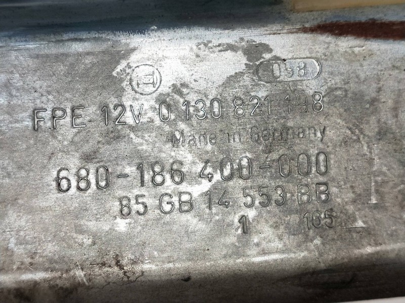 Recambio de elevalunas delantero derecho para ford scorpio referencia OEM IAM 680186400000  4P Recambio de elevalunas delantero derecho para ford scorpio referencia OEM IAM 680186400000  4P