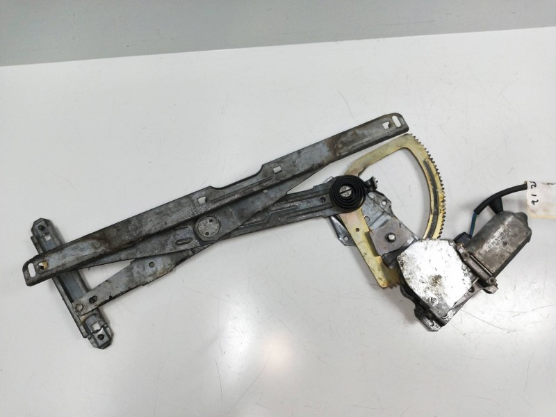 Recambio de elevalunas delantero izquierdo para ford scorpio referencia OEM IAM 680186401000  4P Recambio de elevalunas delantero izquierdo para ford scorpio referencia OEM IAM 680186401000  4P