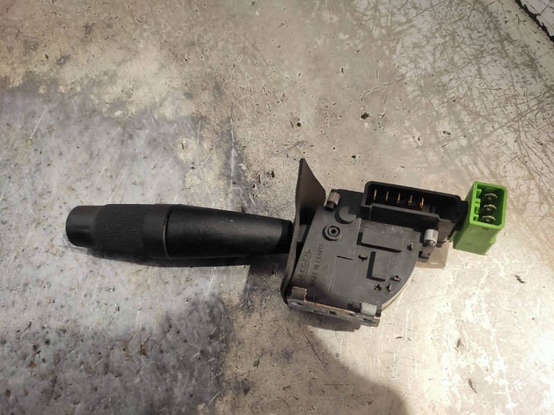 Recambio de mando limpia para peugeot 205 berlina 1.1 referencia OEM IAM 9753275380  