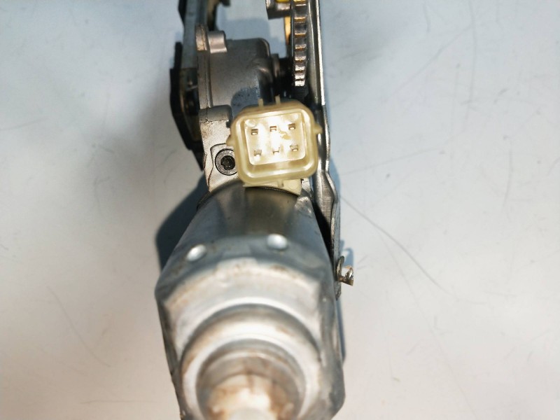 Recambio de elevalunas delantero izquierdo para ford scorpio berl./turnier 2.3 16v dohc cat referencia OEM IAM 95GB14A389AA  4P