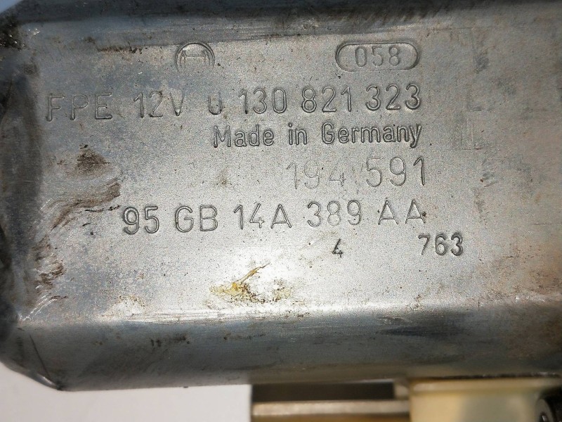 Recambio de elevalunas delantero izquierdo para ford scorpio berl./turnier 2.3 16v dohc cat referencia OEM IAM 95GB14A389AA  4P