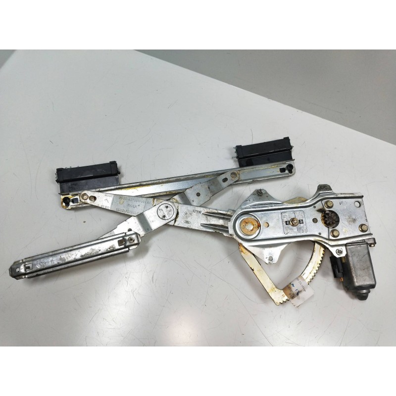 Recambio de elevalunas trasero izquierdo para ford scorpio berl./turnier 2.3 16v dohc cat referencia OEM IAM 95GB14A389CA  4P