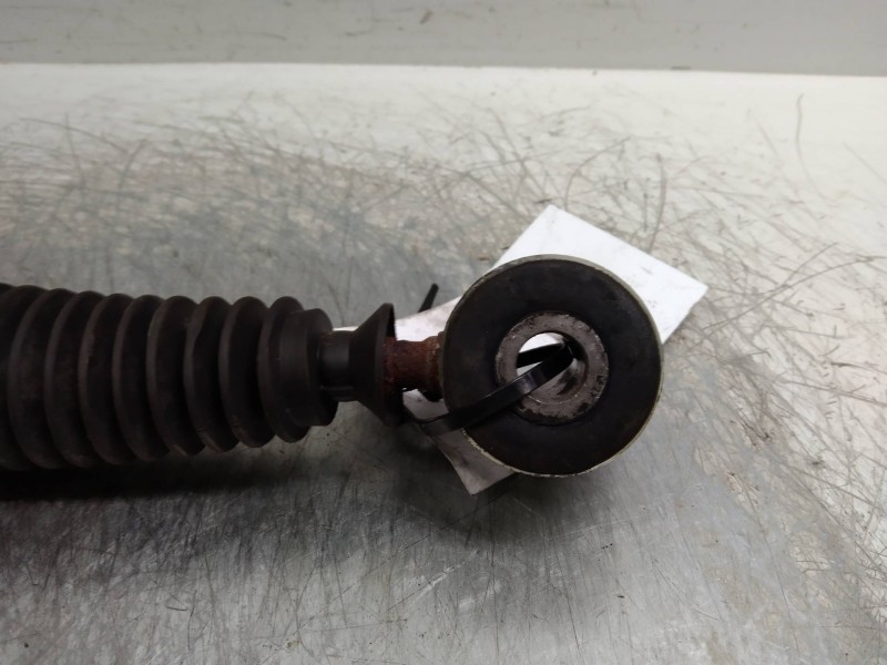 Recambio de amortiguador trasero para peugeot expert kasten 2004 2000 hdi referencia OEM IAM   