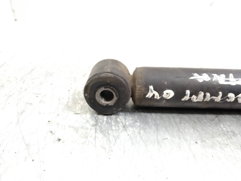 Recambio de amortiguador trasero para peugeot expert kasten 2004 2000 hdi referencia OEM IAM   