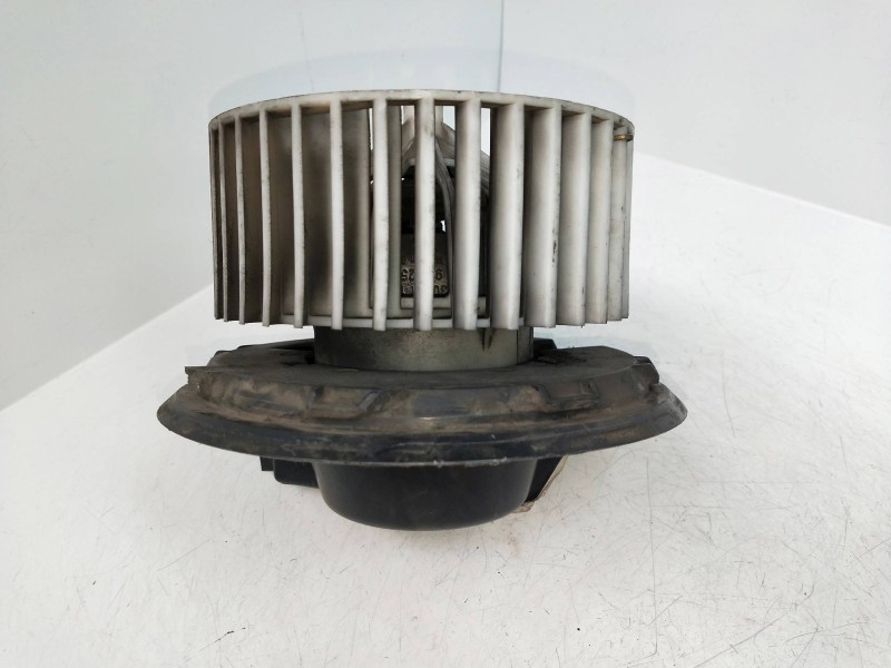 Recambio de motor calefaccion para alfa romeo 155 2.5 turbodiesel referencia OEM IAM 90225  