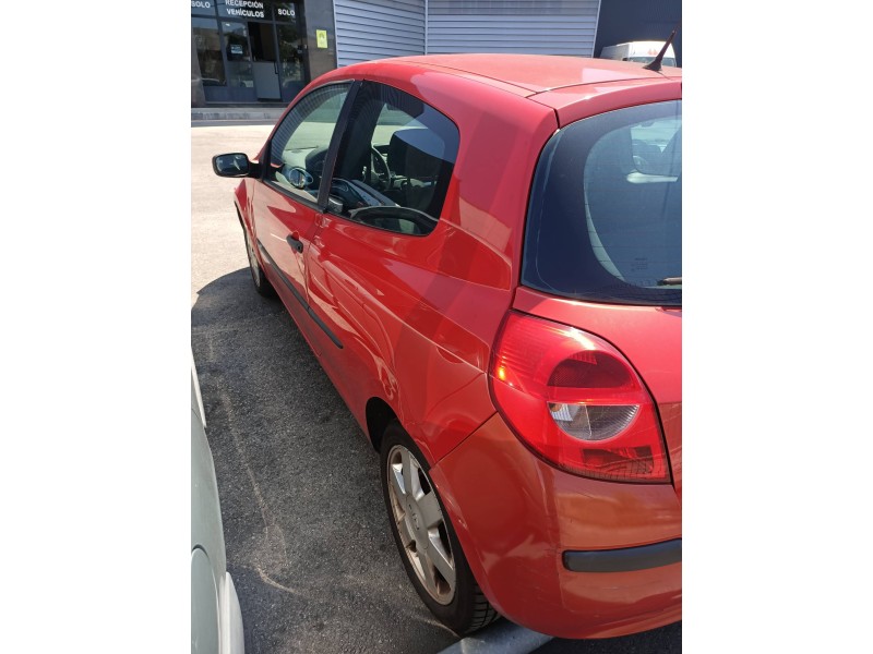 renault clio iii del año 2008