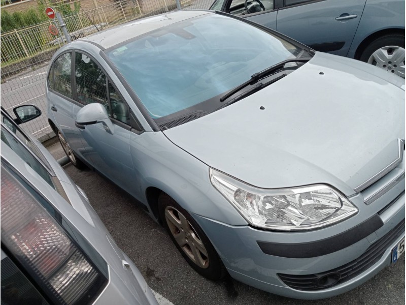 citroen c4 berlina del año 2005