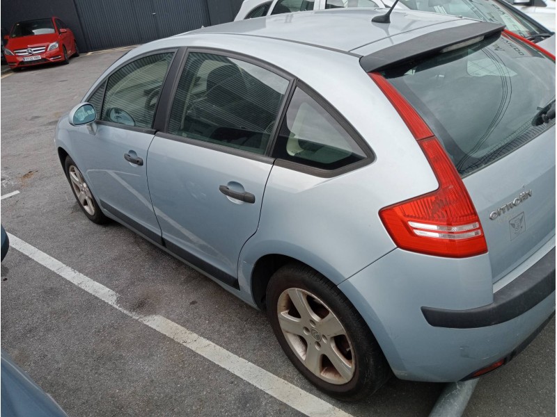 citroen c4 berlina del año 2005