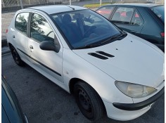 peugeot 206 berlina del año 2002