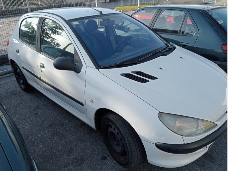 peugeot 206 berlina del año 2002 peugeot 206 berlina del año 2002