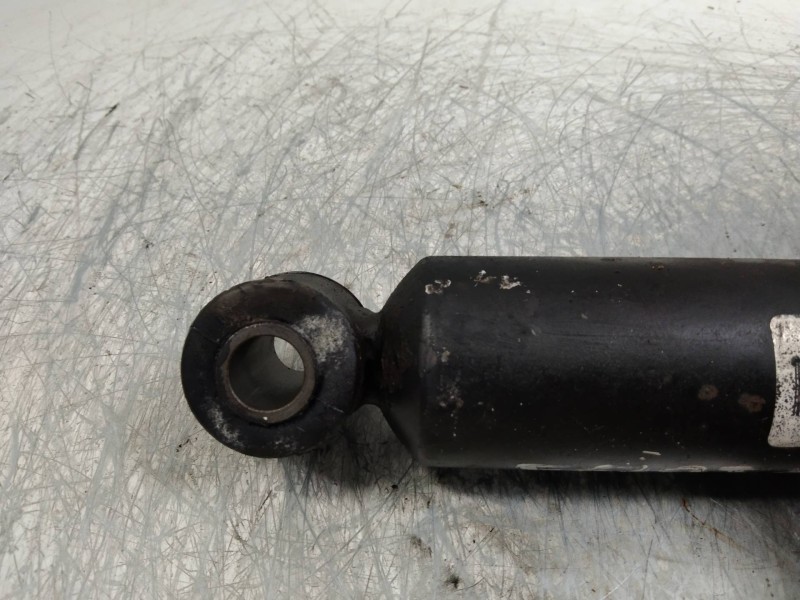 Recambio de amortiguador trasero para peugeot partner (s1) 1.9 diesel referencia OEM IAM    Recambio de amortiguador trasero para peugeot partner (s1) 1.9 diesel referencia OEM IAM