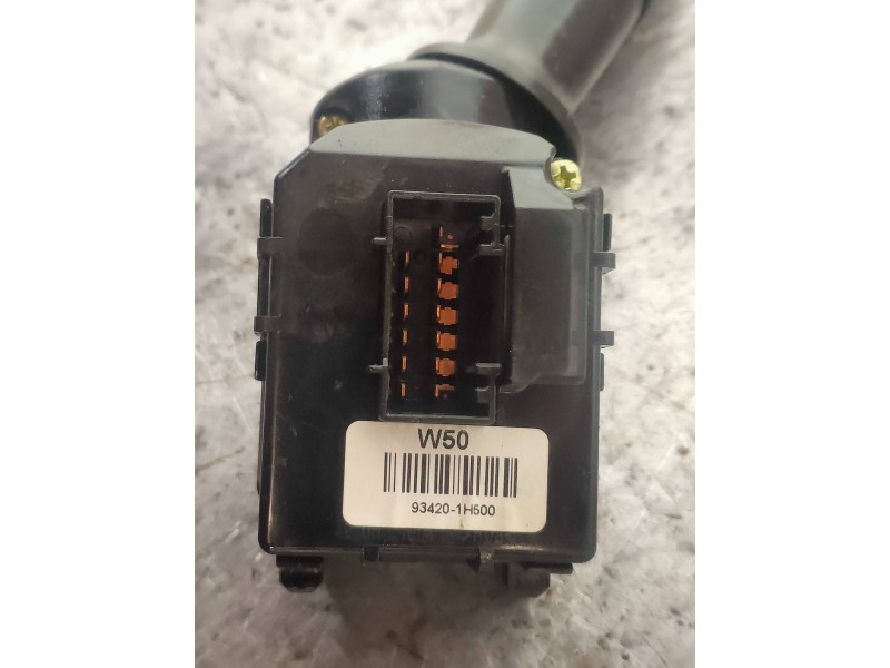 Recambio de mando limpia para kia cee´d drive referencia OEM IAM 934201H500  