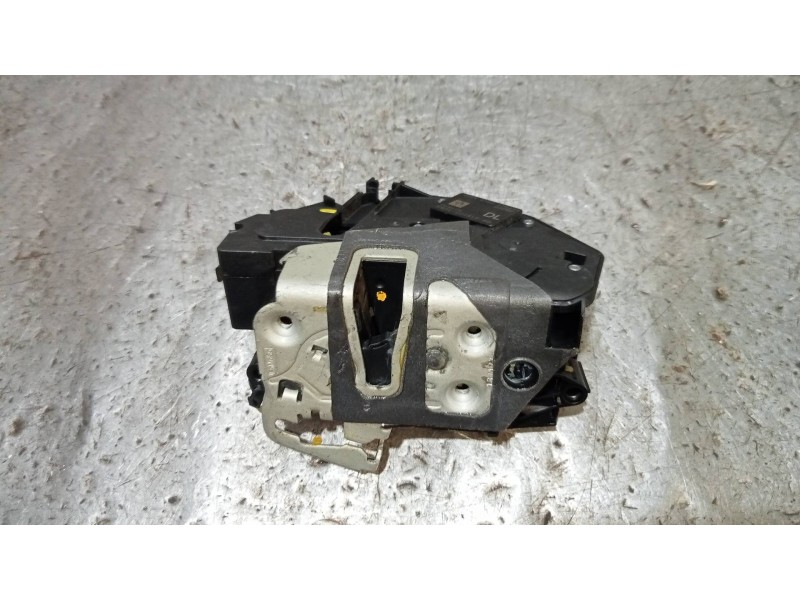 Recambio de motor cierre centralizado delantero derecho para ford s-max titanium 4x4 referencia OEM IAM EM2AU21812DD  5P