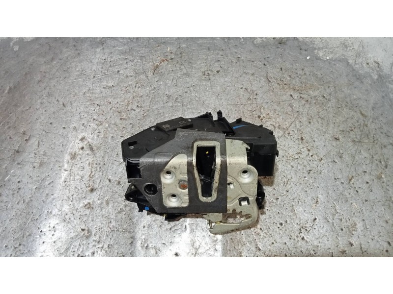 Recambio de motor cierre centralizado delantero izquierdo para ford s-max titanium 4x4 referencia OEM IAM EM2AU21813CD  5P