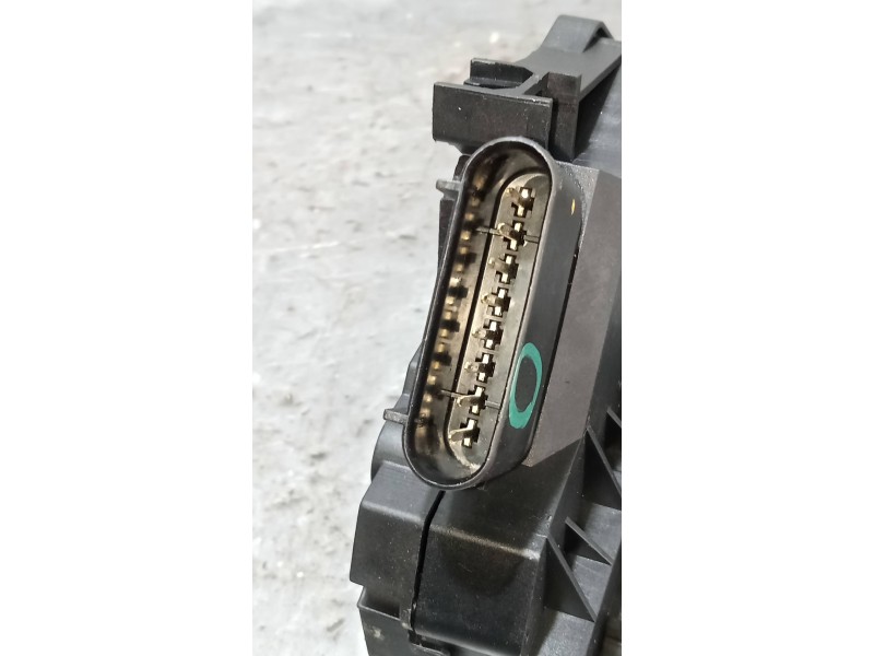 Recambio de motor cierre centralizado delantero izquierdo para ford s-max titanium 4x4 referencia OEM IAM EM2AU21813CD  5P