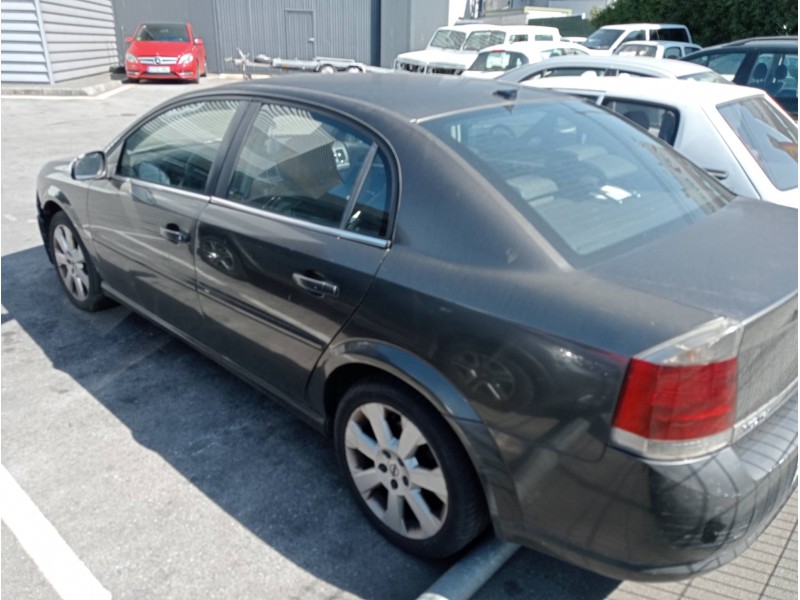 opel vectra c berlina del año 2006