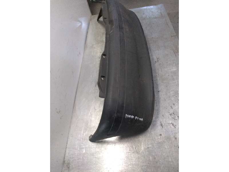 Recambio de paragolpes trasero para fiat punto berlina (176) referencia OEM IAM   