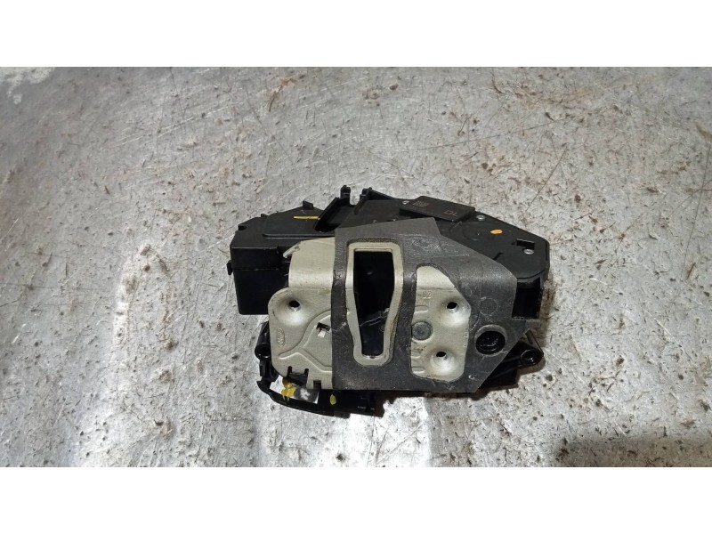 Recambio de motor cierre centralizado trasero derecho para ford s-max titanium 4x4 referencia OEM IAM EM2AR26412CC  5P