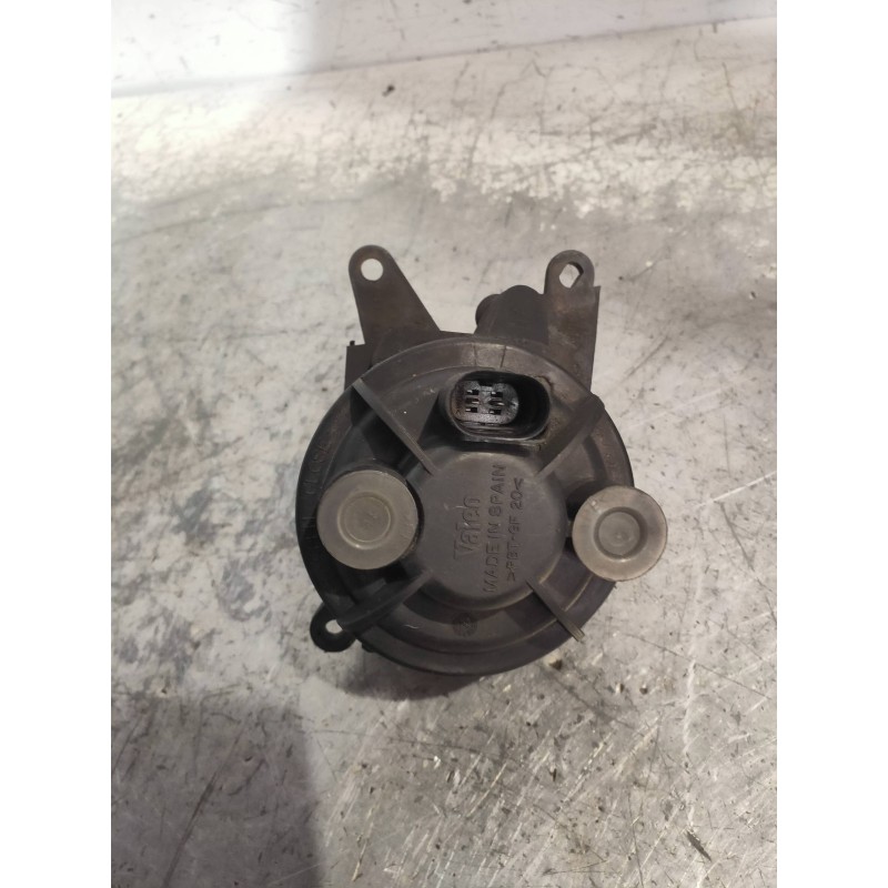 Recambio de faro antiniebla derecho para audi a4 berlina (b5) 2.5 tdi quattro referencia OEM IAM 89300971 8D0941699B VALEO