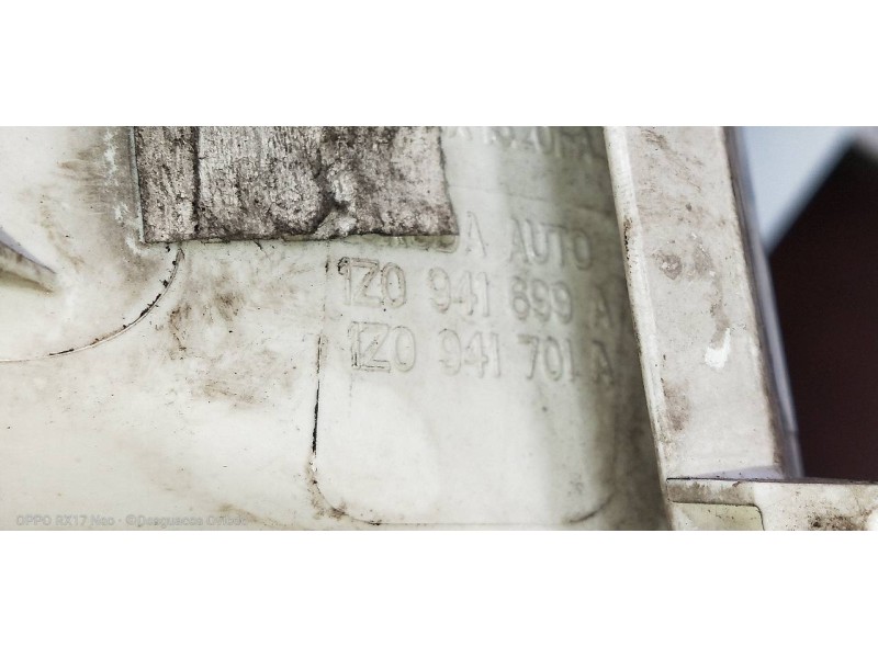 Recambio de faro antiniebla izquierdo para skoda octavia berlina (1z3) elegance referencia OEM IAM 1Z0941699 1Z0941701 