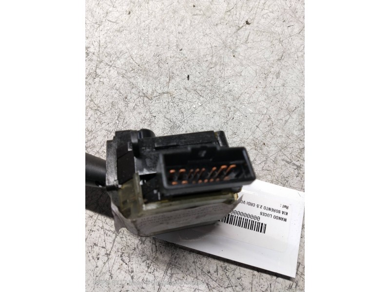 Recambio de mando luces para kia sorento 2.5 crdi vgt ex1 referencia OEM IAM   