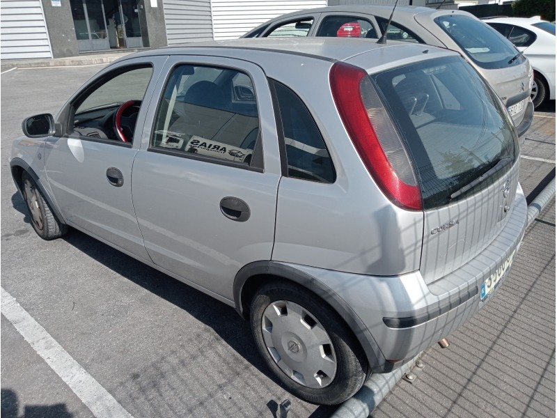 opel corsa c del año 2004
