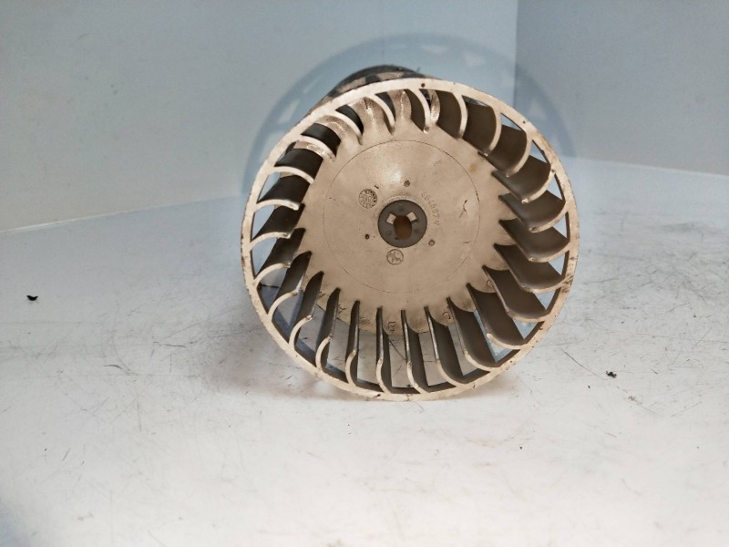 Recambio de motor calefaccion para alfa romeo 90 referencia OEM IAM P130187S  