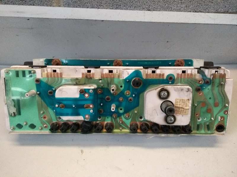 Recambio de cuadro instrumentos para fiat regata berlina 1.3 referencia OEM IAM 7561008 6043660 