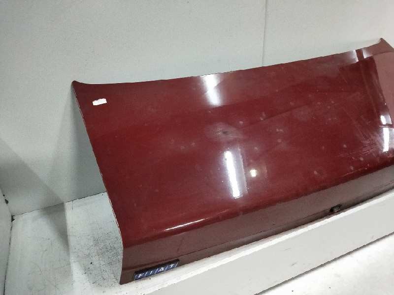 Recambio de tapa maletero para fiat regata berlina 1.3 referencia OEM IAM   