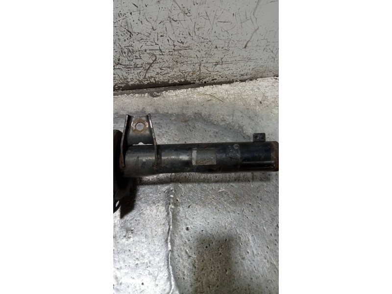 Recambio de amortiguador delantero izquierdo para skoda octavia berlina (1z3) elegance referencia OEM IAM 1T0413031FL  